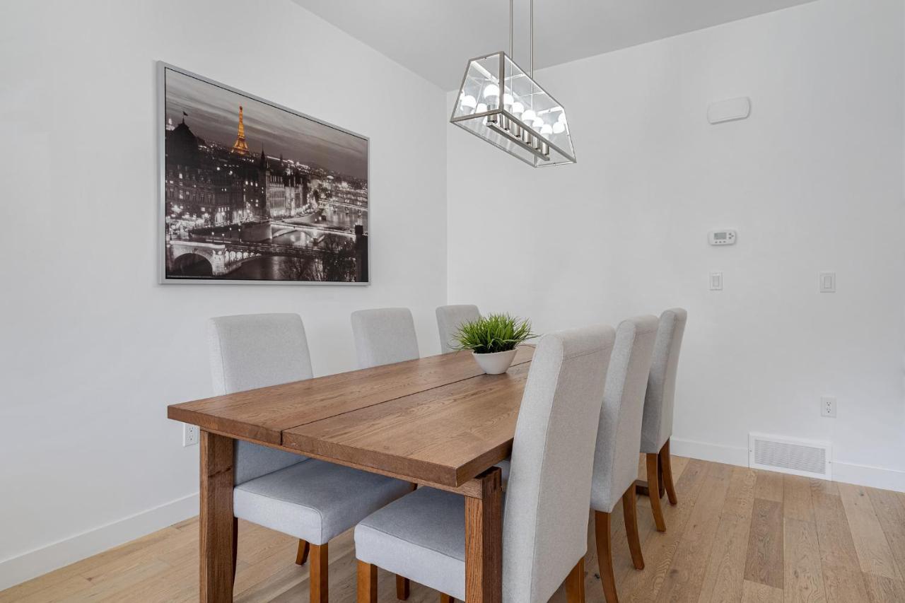 Luxury Spacious Private House Near City Centre YYC Eksteriør billede